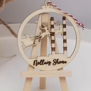 Christmas has arrived to Pumpkin Lodge! 🎄

My collection is full of gifts handmade with love. Whether you’re a fan of winter whimsy or you love a classic red and white Christmas style, I have something for you. 

My wooden decorations which celebrate Irish language and culture make a wonderful present and are just €5.

I’m delighted to continue to collaborate with @gazagobragh and this year I have two wooden items available, a bookmark and a Christmas decoration. Each are priced at €5 with €4.50 (50 cent to cover fees) going directly to Gaza Go Bragh. 

@irish_visual_artists_for_gaza 

I really hope you like my collection. 

#irishcrafts #buyirish #madeinireland #smallbusiness #handmadeinireland #smallirishbusiness #irishchristmas