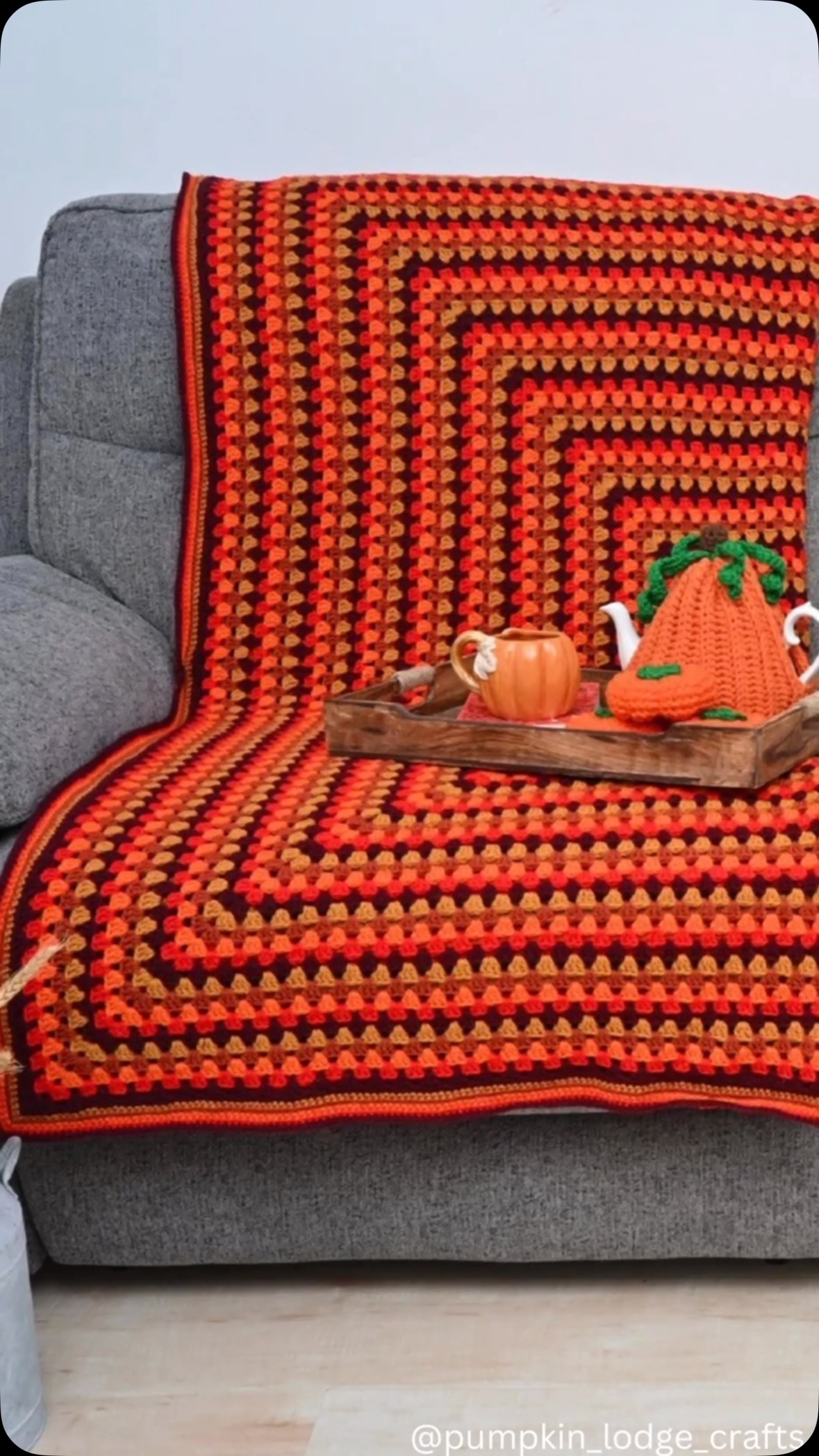 Code Orange! Halloween has arrived to Pumpkin Lodge 🎃

I have lots of seasonal handmade delights on the website.

What’s your favourite piece? 👻

#irishcrafts #buyirish #handmadeinireland #Halloween #pumpkineverything