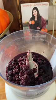 Making blackberry coulis from my book Recipes for Autumn Souls, Vegan Comfort Food.
Order your copy from the link in my bio.
#Irishwriter #blackberries #kitchenwitch #vegancooking